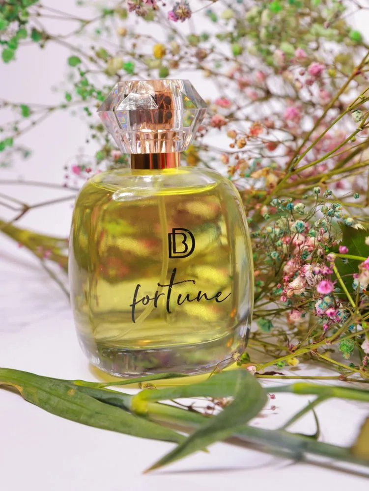Deolane Bezerra Lança Perfume na Calçada da Fama 2 Deolane Bezerra Lança Perfume na Calçada da Fama