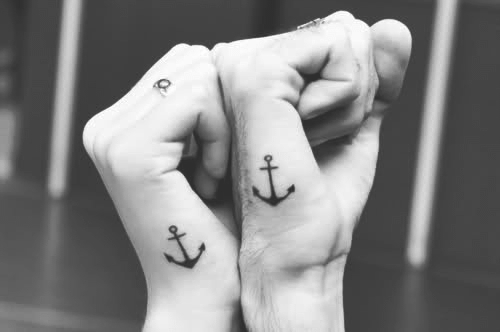 Tatuagens de Casal: Símbolos Eternos de Amor e Conexão