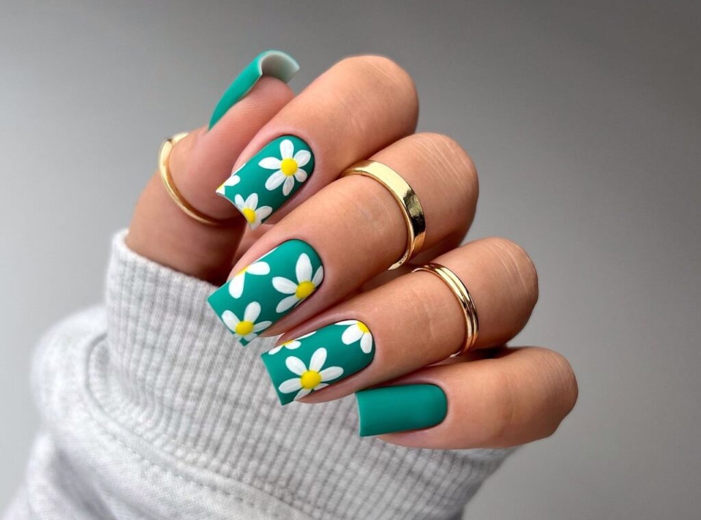 Fotos de Unhas Coloridas: Inspirações e Tendências para um Visual Perfeito