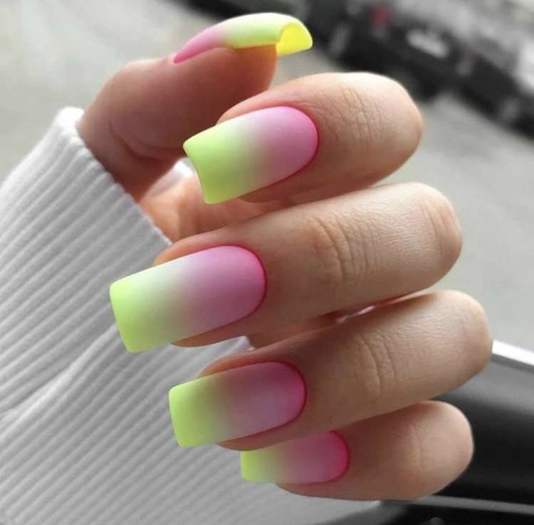 Unhas Degradê: Como Fazer e Inspirações para um Visual Perfeito