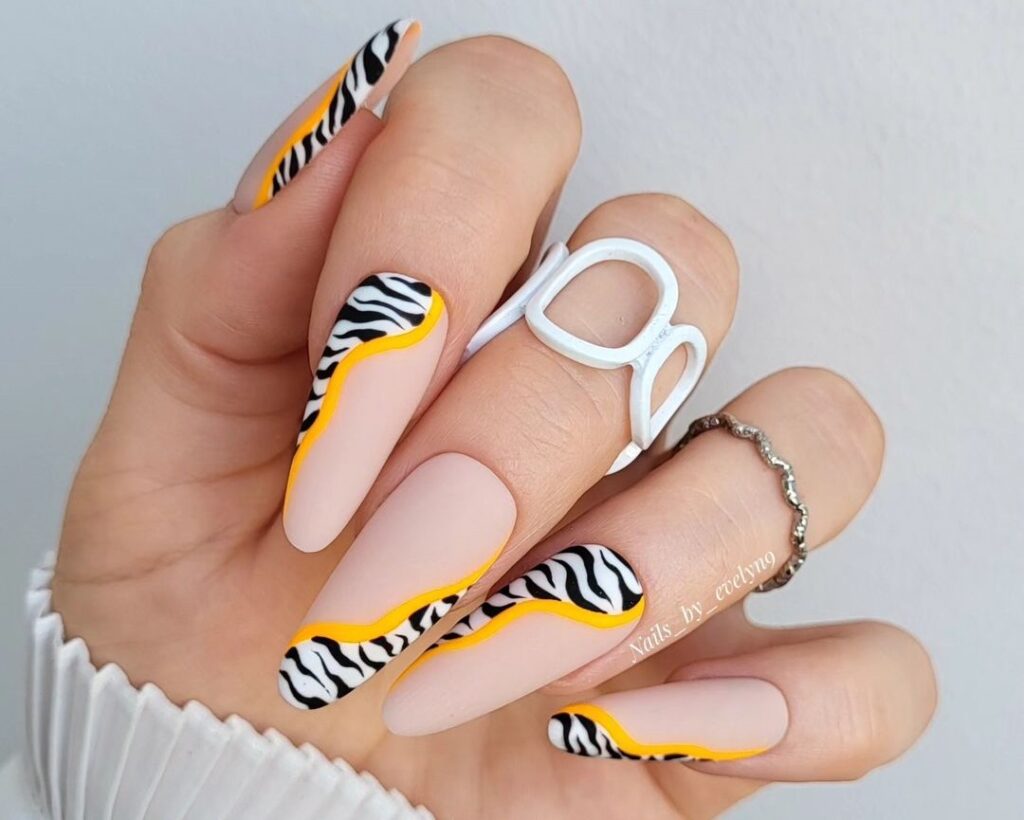 Moda em Unhas: Tendências e Inspirações para Unhas Decoradas